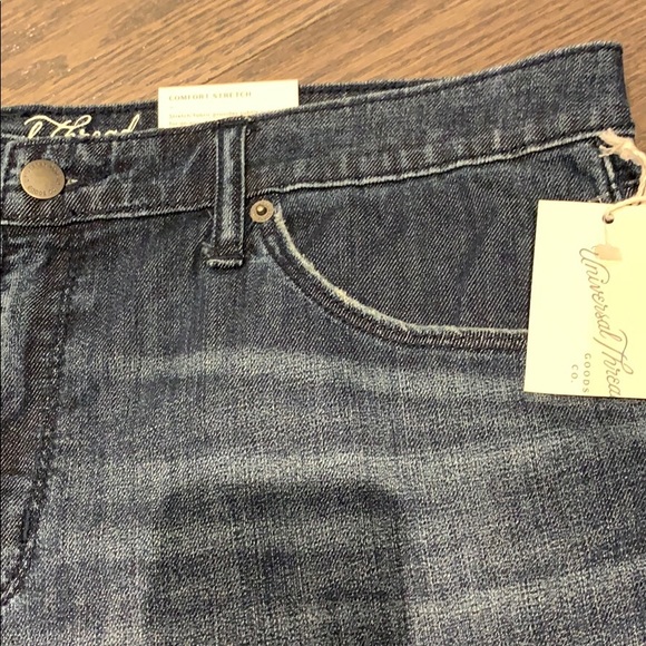 NWT High Rise Cutoffs - Picture 2 of 10